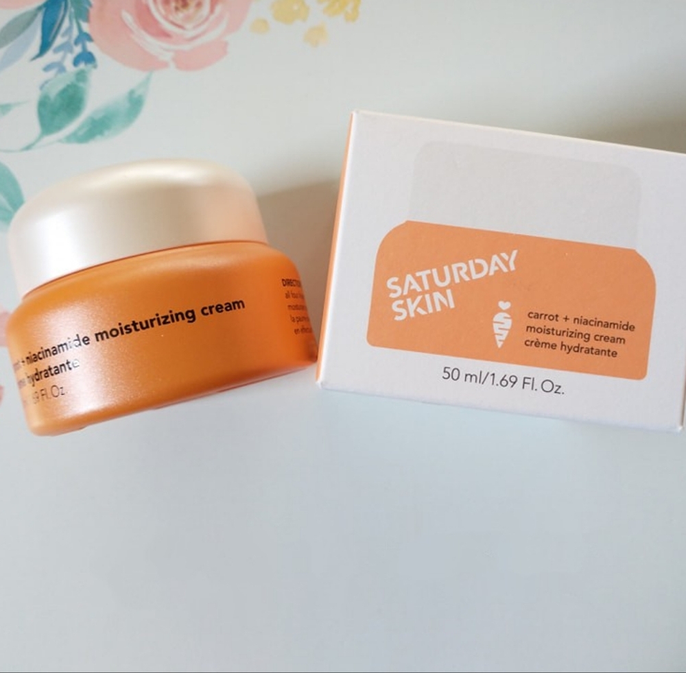 Saturday Skin Carrot And Niacinamide Moisturizing Cream